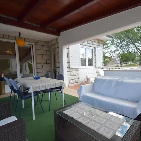 Angela Apartmán Malinska