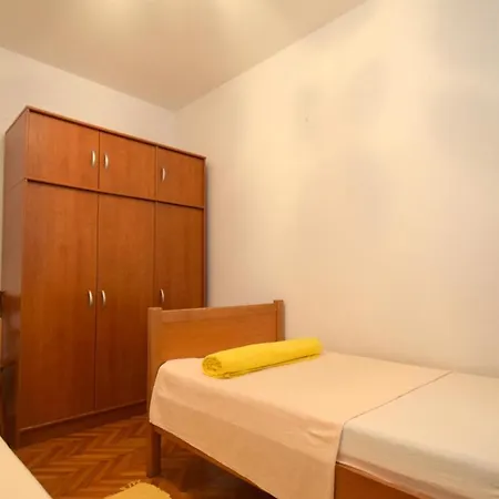 Angela Apartment *